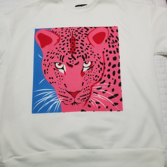 Jaguar Sweater - Picture 2 of 4